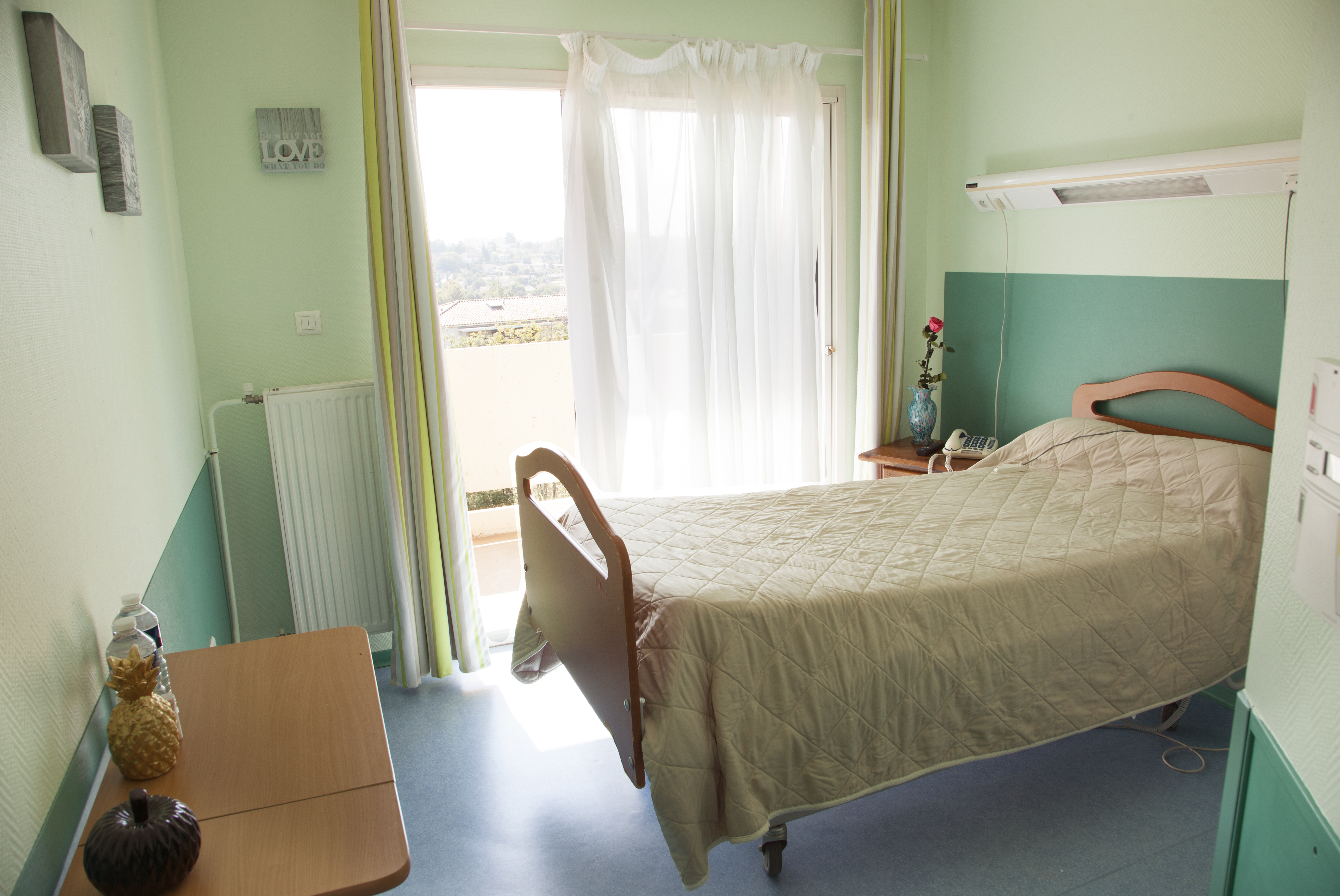 Chambres EHPAD les Cannes Blanches Marseille