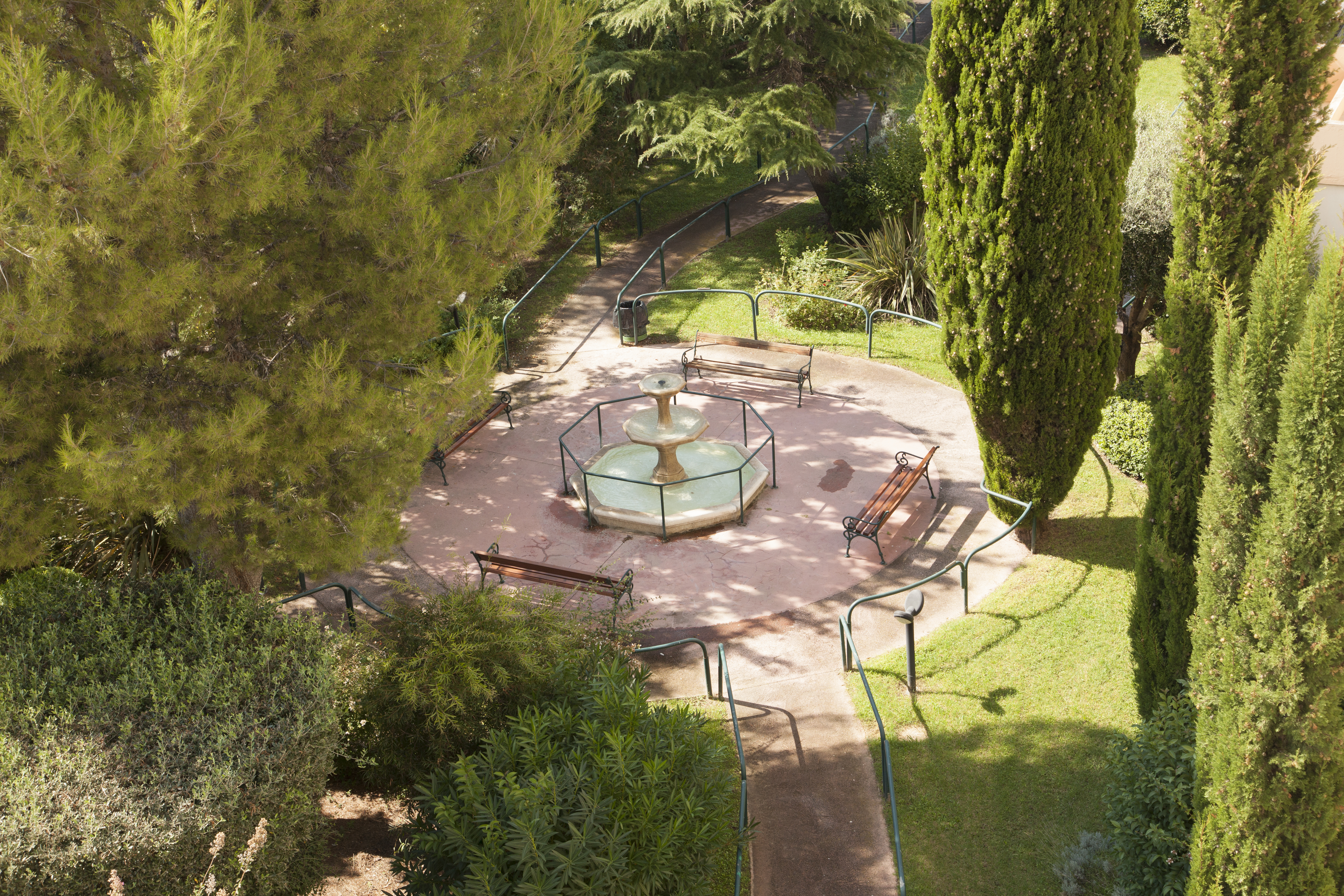 Chambres EHPAD les Cannes Blanches Marseille