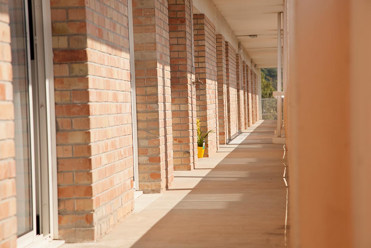 EHPAD Les Cannes Blanches Marseille : chaque chambre dispose d'un accès aux terrasses